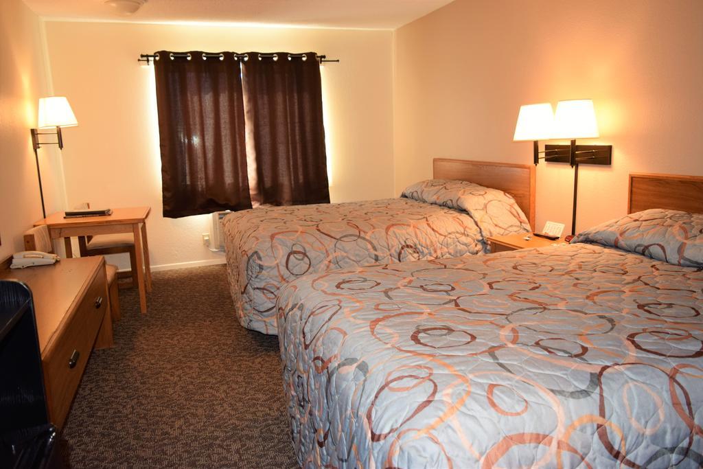 Country Inn Libby Bagian luar foto