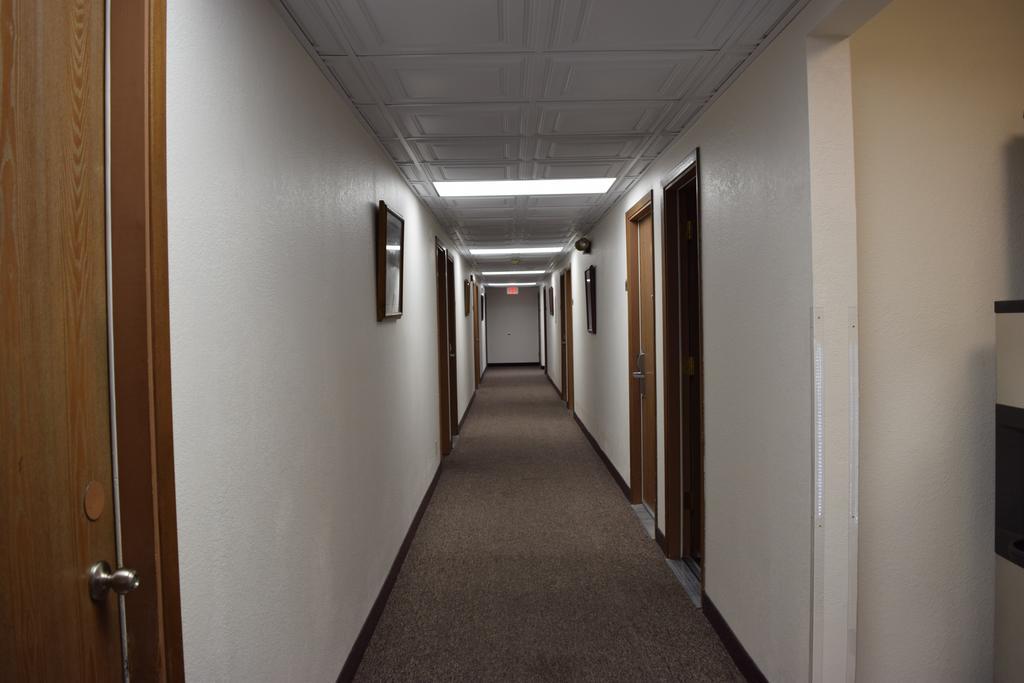 Country Inn Libby Bagian luar foto