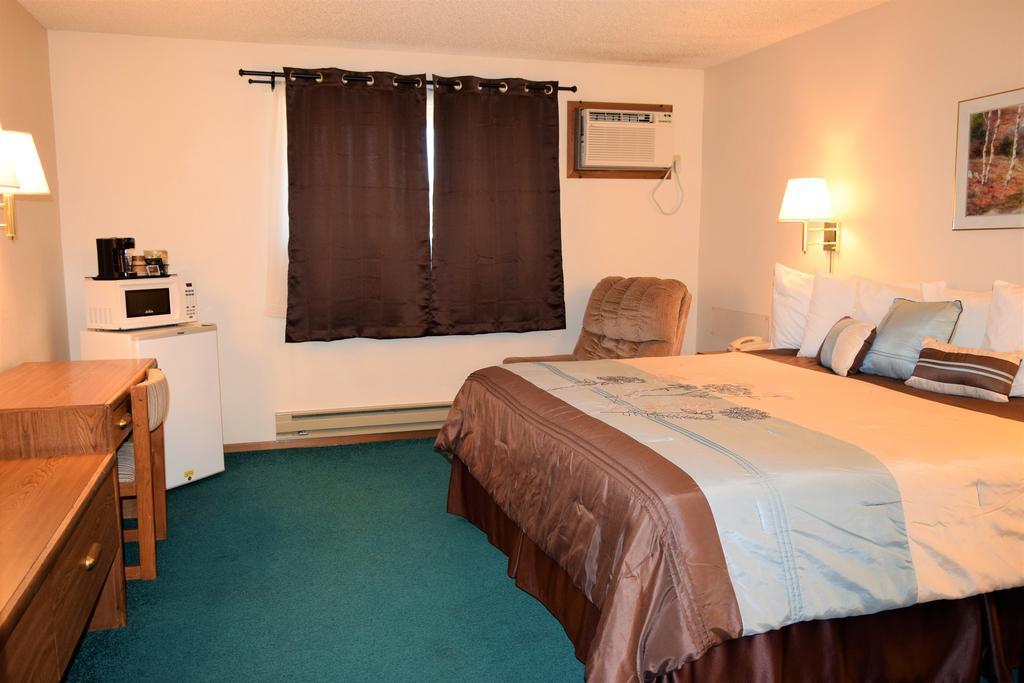 Country Inn Libby Bagian luar foto