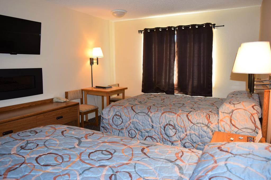 Country Inn Libby Bagian luar foto