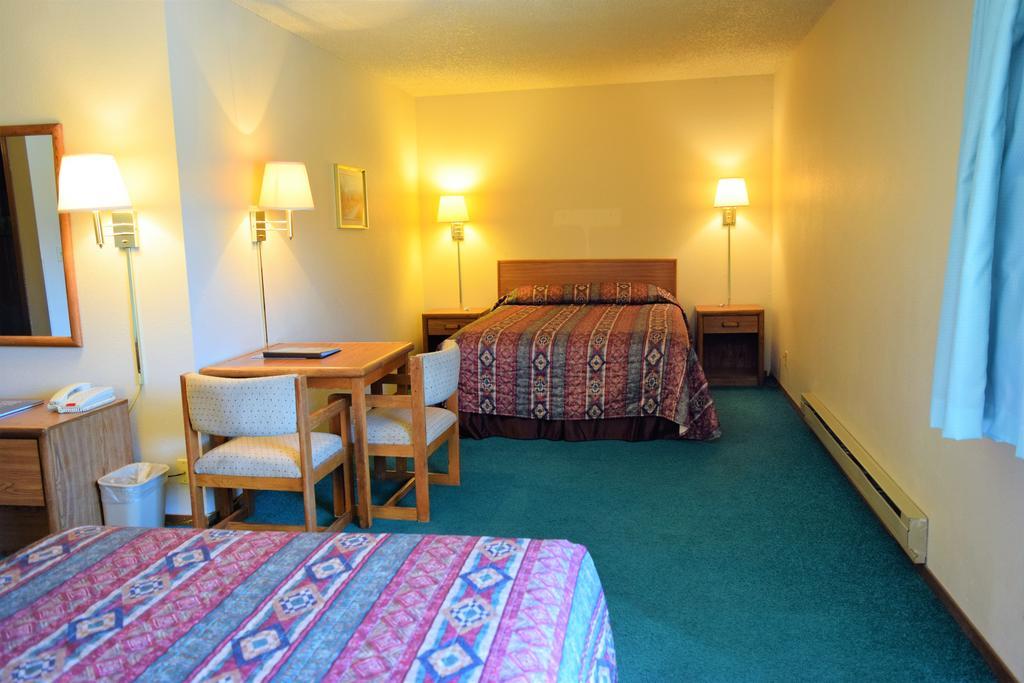 Country Inn Libby Bagian luar foto